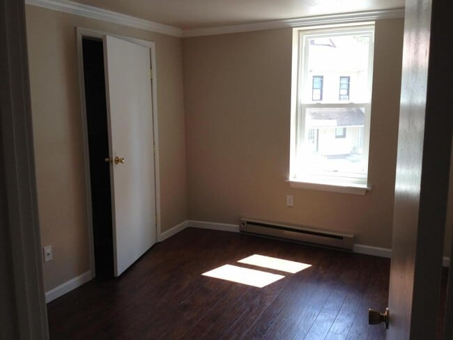 Building Photo - 800C Mohrsville Rd. 2nd floor Rear