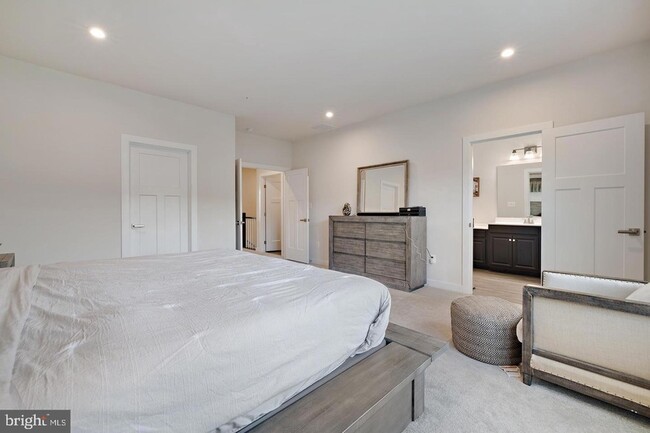 Building Photo - 10046 American Pharoah Ln