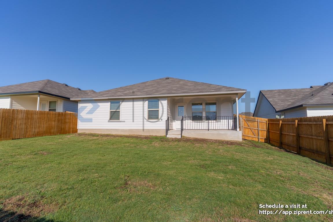 Building Photo - 1333 Piedmont St