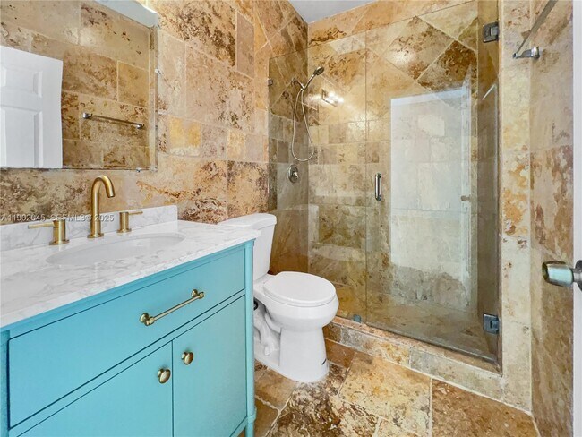 Building Photo - 1736 NE 9th Dr