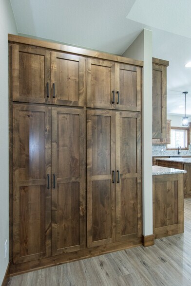 Building Photo - 11553 Forestview Dr S