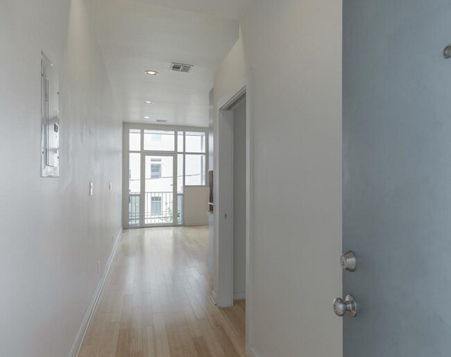 Building Photo - 1406 Columbus-183.95