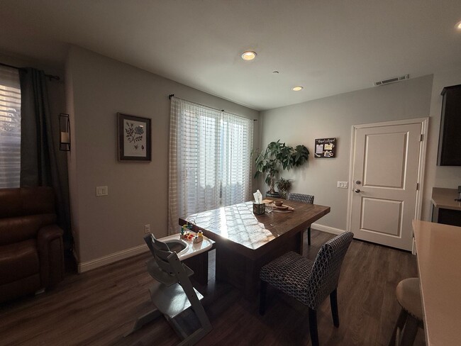 Building Photo - Beautiful Newer Two Story Home in the Gated Community of HG Gardens