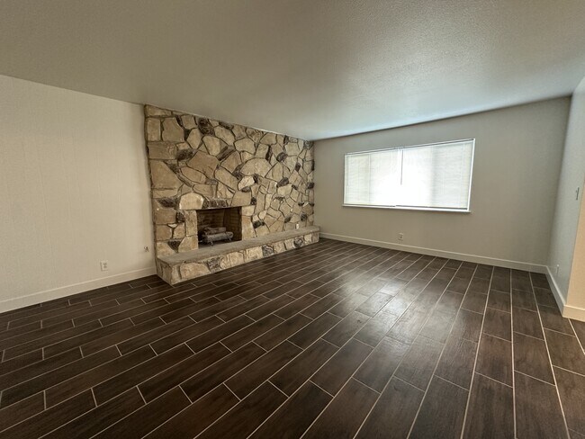 Building Photo - 4080 Locust St