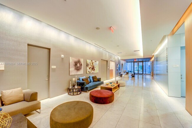 Building Photo - 88 SW 7th St