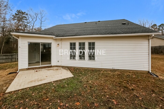 Building Photo - 5831 Silver Eagle Dr