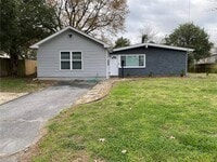 Building Photo - 1013 Choctaw Ct