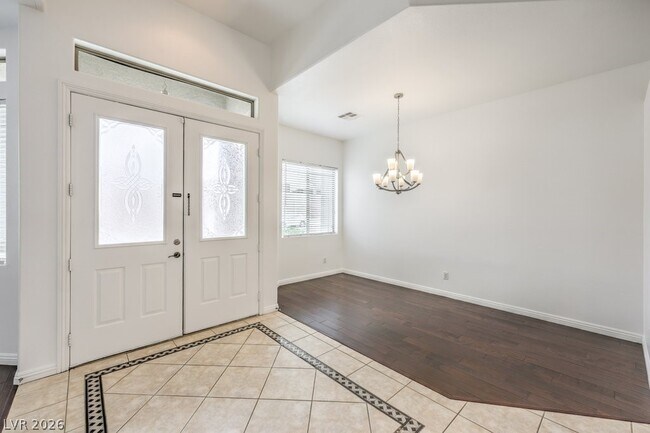 Building Photo - 1393 Romanesca Dr