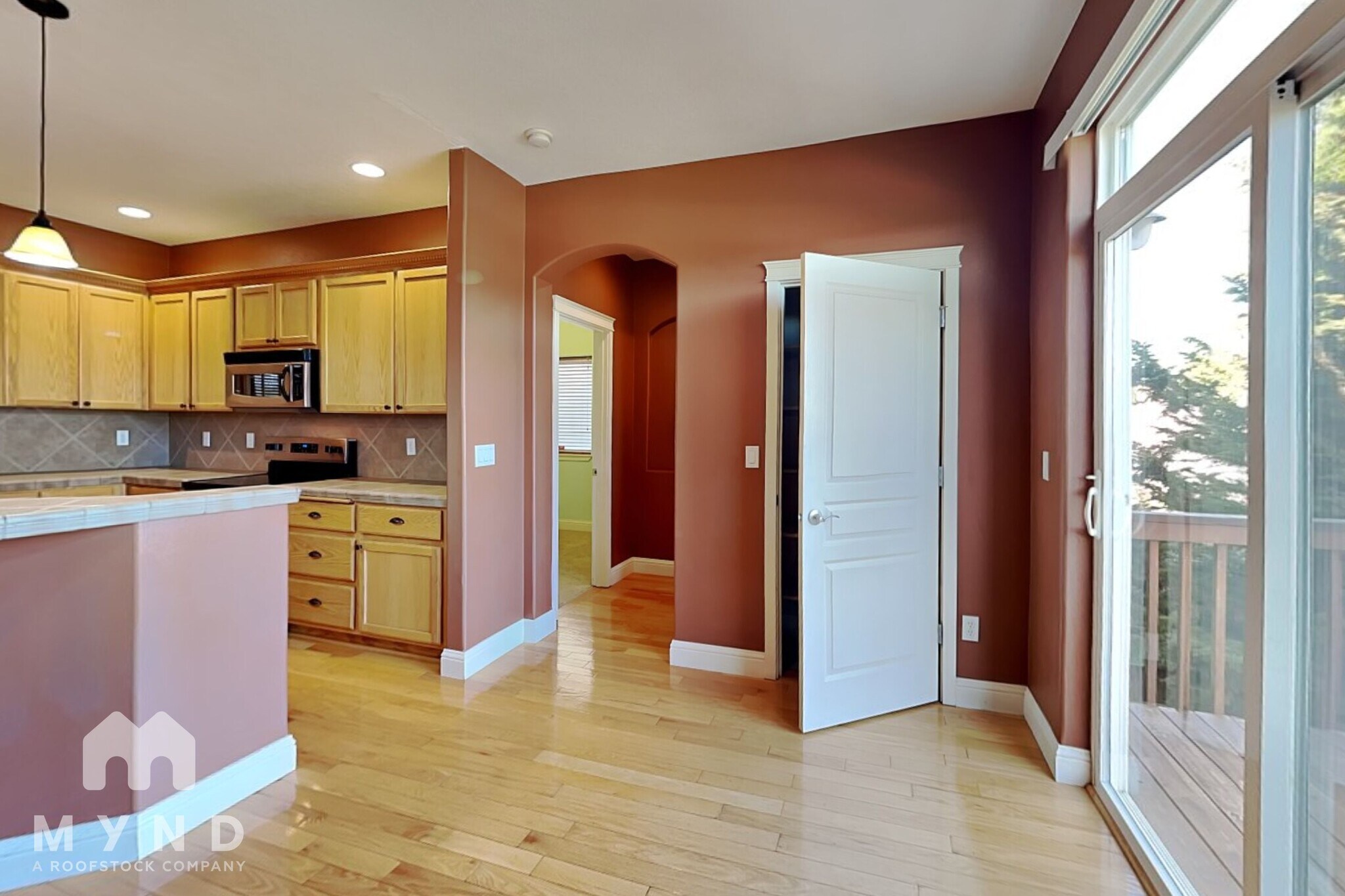 Building Photo - 18002 NE 37th St