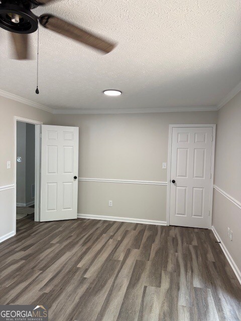 Building Photo - 105 Laurel Ct