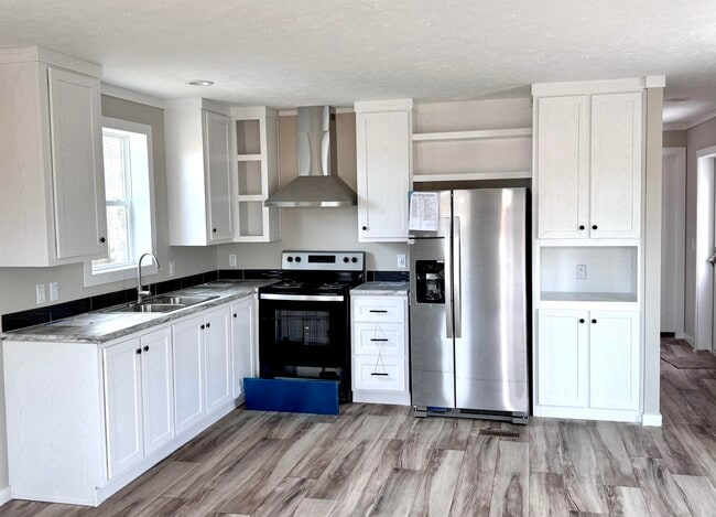 Building Photo - 2110 US-127