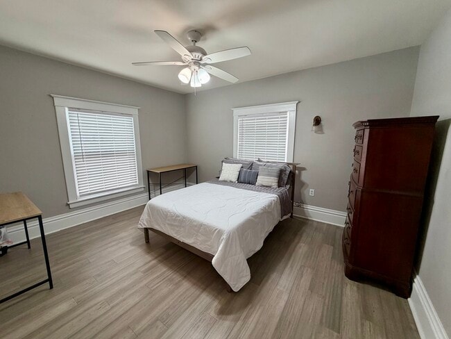 Building Photo - 500 Barrett St