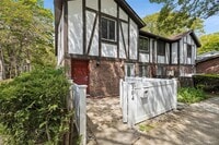 Building Photo - 104 Birchwood Rd