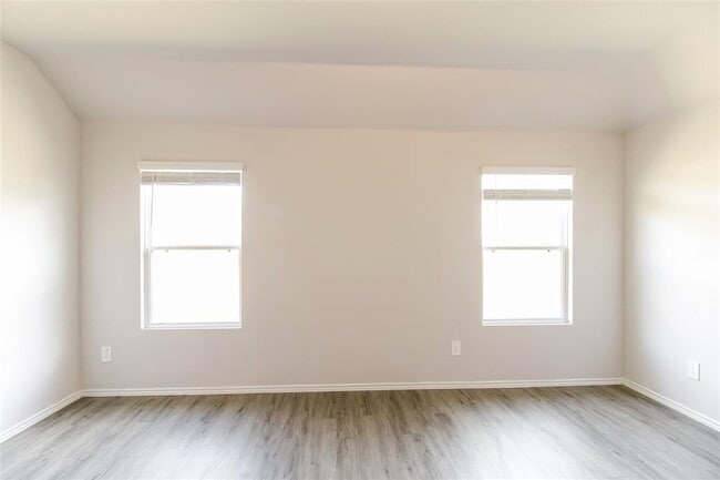 Building Photo - 13516 Stonecat Dr