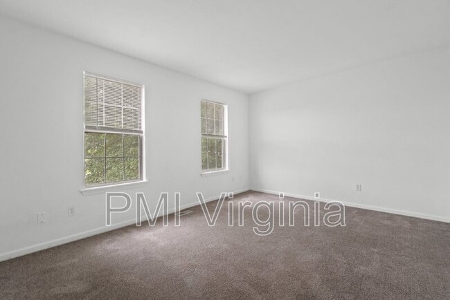 Building Photo - 3772 Pepperwood Ct