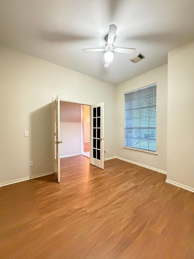 Building Photo - 62 N Holly Laurel Cir