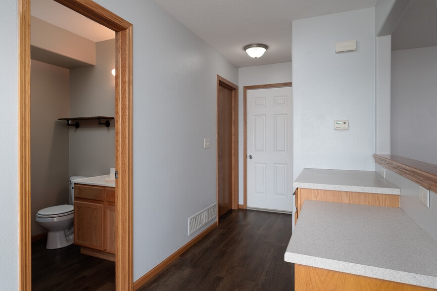 Hall - 5147 Kacena Ave