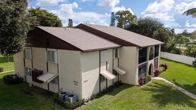 Building Photo - 3624 La Aires Ct