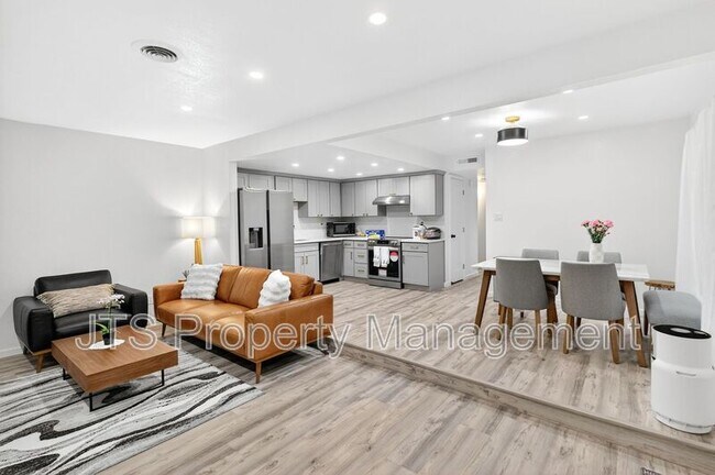 Building Photo - 6120 Westview Way