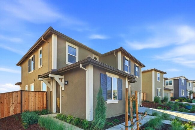 Building Photo - 5728 Placer Dr