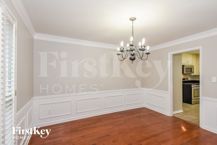 Building Photo - 1326 Shadowood Ct