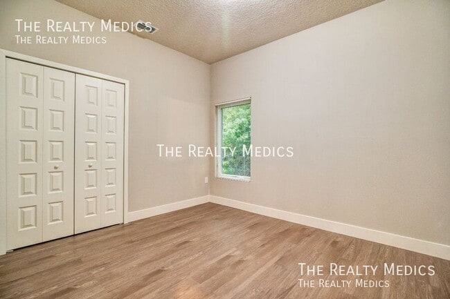 Building Photo - 1493 Hayworth Cir NW