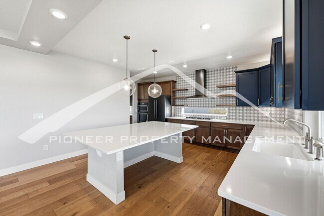 Building Photo - Stunning Home with Central AC and 2-Car Garage