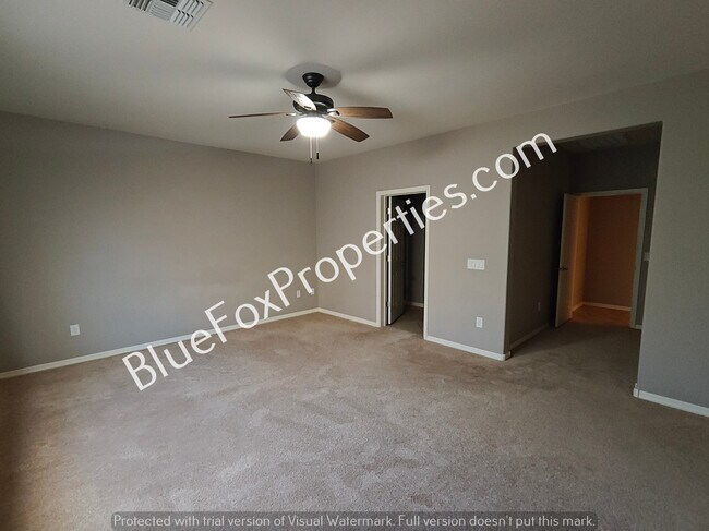 Building Photo - 12855 N Oak Creek Dr