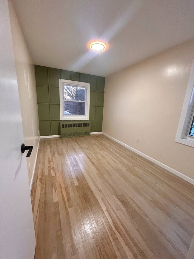 Building Photo - 1316 East 100th Street