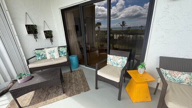 Building Photo - 5159 N Hwy A1A