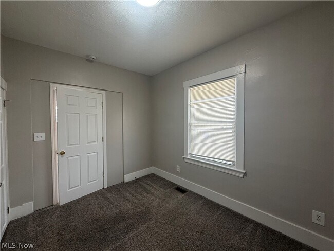 Building Photo - 8801 Platten Ave