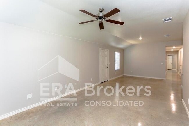 Building Photo - 2328 Duntov Dr