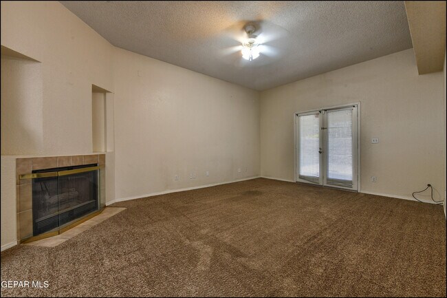 Building Photo - 11109 Loma Grande Dr
