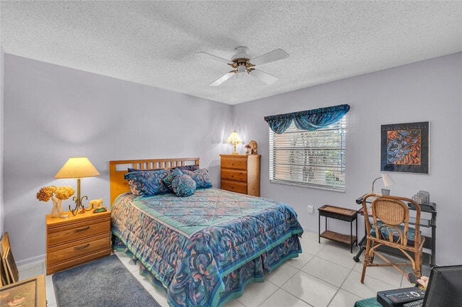 Building Photo - 21656 Juego Cir