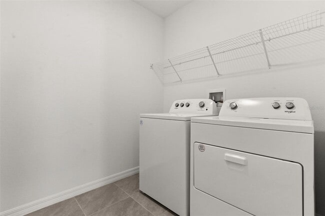 Building Photo - 33301 Darley Dl Trl