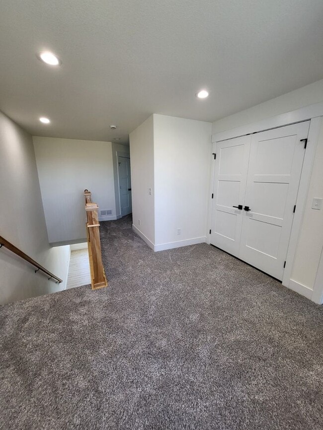 Building Photo - Beautiful New Construction!  3 Bedroom 2.5 Bath Townhome In Sweetgrass!!!!!