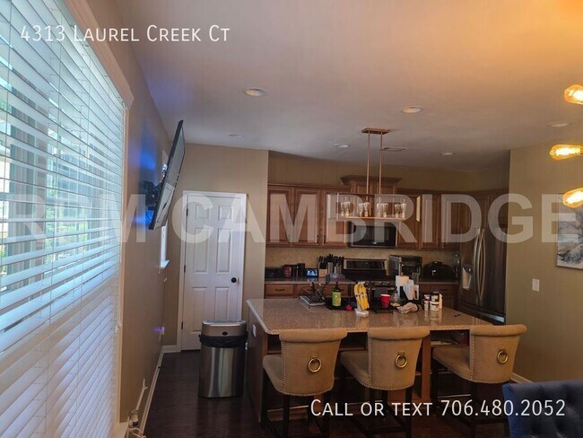 Building Photo - 4313 Laurel Creek Ct SE