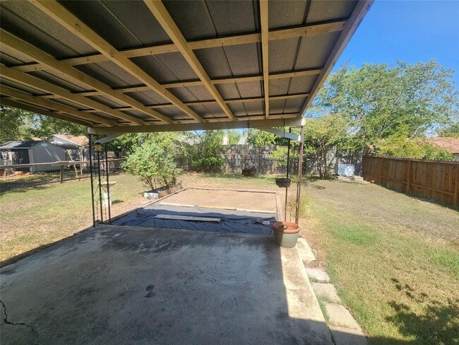 Building Photo - 2810 Dillion Hill Dr