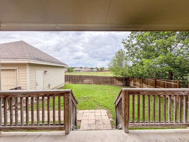 Building Photo - 1908 Tanger Ter