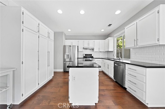 Building Photo - 10016 Albee Ave