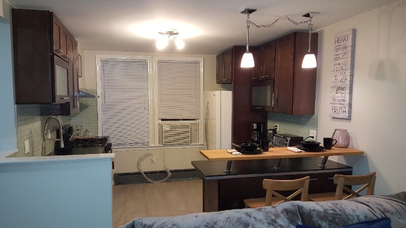 Building Photo - 46 Wayne St