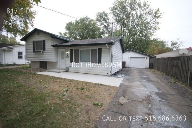 Building Photo - 817 E Diehl Ave