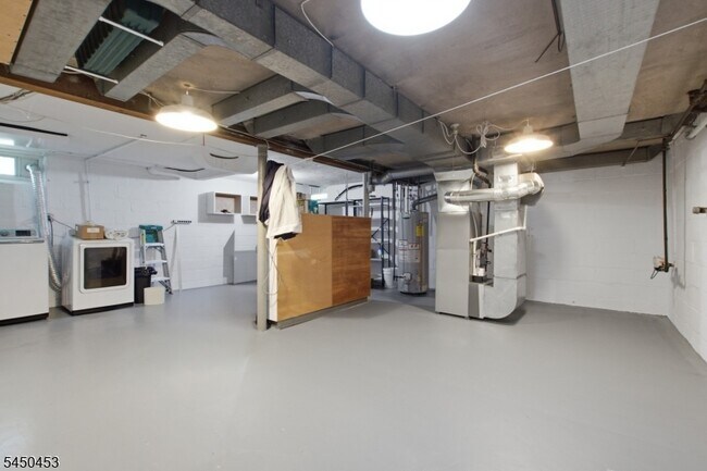 Building Photo - 20 Wilber Terrace