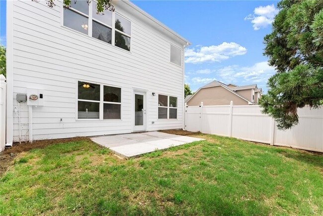 Building Photo - 124 Oakmont Dr