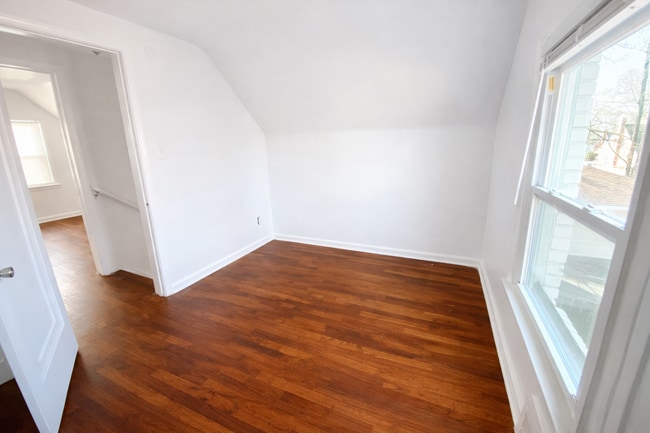 Building Photo - 19983 Norwood St