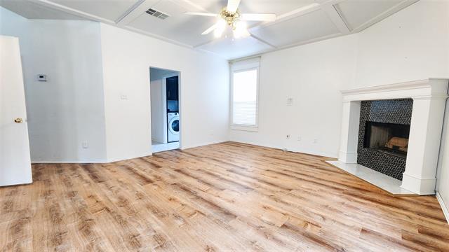Building Photo - 1047 Port Boliver Dr