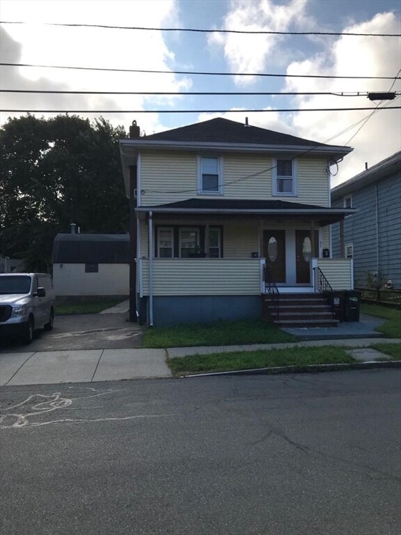 Primary Photo - 51 W Elm Ave