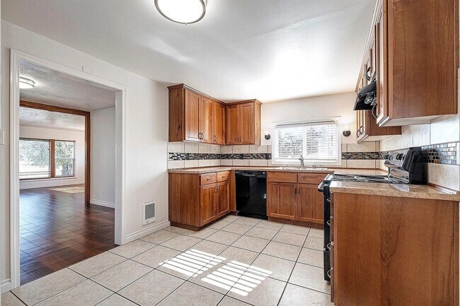 Building Photo - Charming Cornelius Home with Hardwood Floors, Detached Two-Car Garage, Expansive Outdoor Living &...