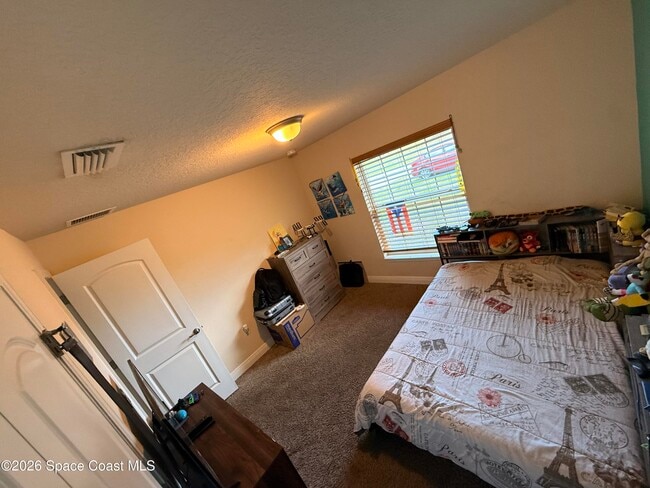 Building Photo - 210 Krassner Dr