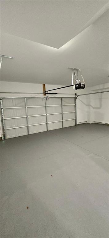 Building Photo - 224 Maycrest Path